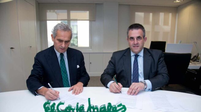 Rodrigo Cipriani Foresio, director de Alibaba Group para el sur de Europa, y Víctor del Pozo, consejero delegado de El Corte Inglés. Rodrigo Cipriani Foresio, director de Alibaba Group para el sur de Europa, y Víctor del Pozo, consejero delegado de El Corte Inglés.