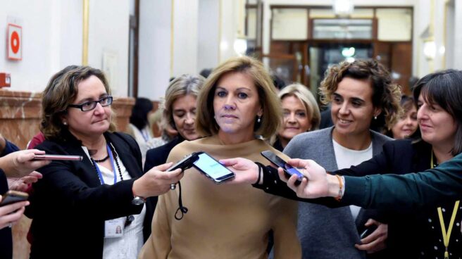 María Dolores de Cospedal llega al Congreso.