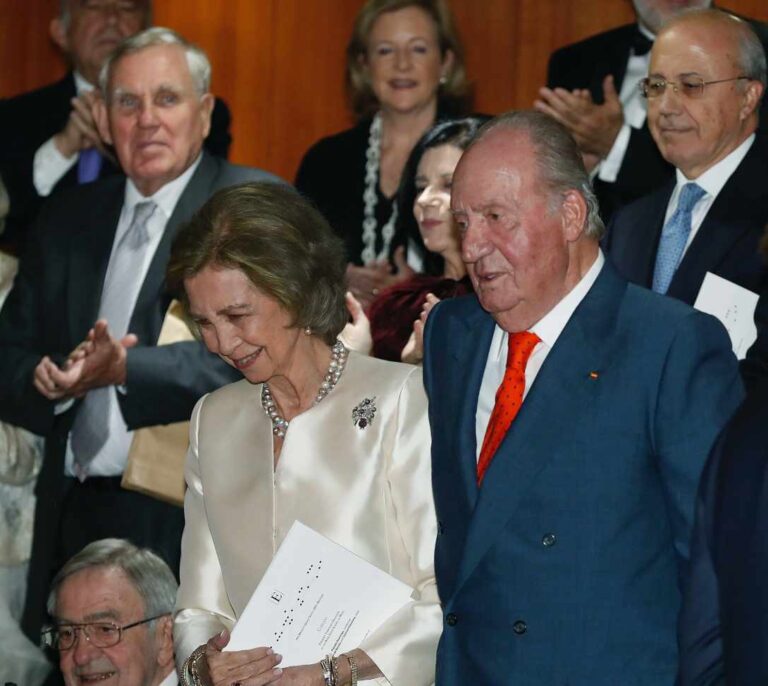 Congreso y Gobierno dan por hecho que Don Juan Carlos acudirá al 40 aniversario de la Constitución