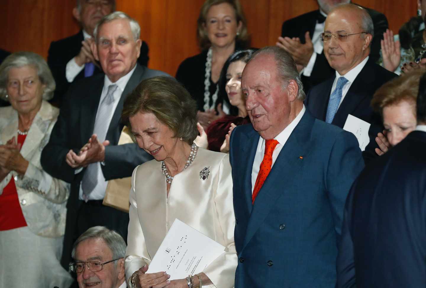 La última imagen de Don Juan Carlos, el pasado viernes, durante un concierto con motivo del 80 cumpleaños de Doña Sofía