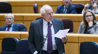 El PP y Cs 'salvan' a Borrell de ser reprobado en el Senado por los independentistas