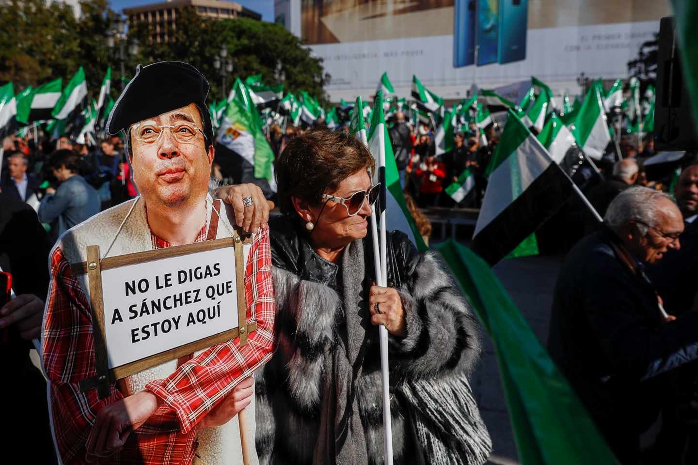 Extremadura vuelve a la calle por un tren digno