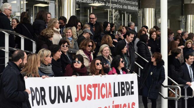 Un total de 3.234 jueces y 973 fiscales secundan la huelga de togas en España