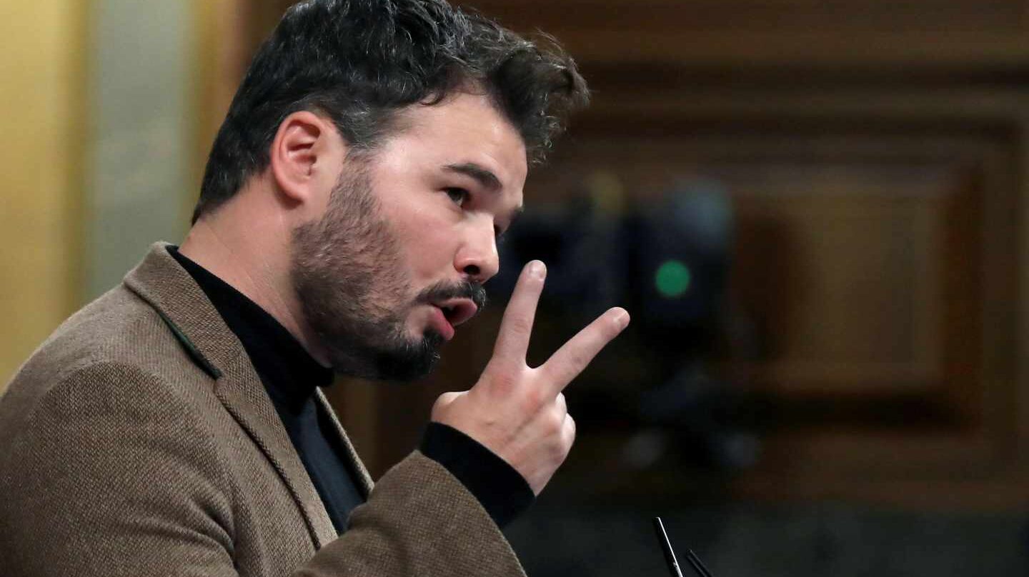 El diputado de ERC, Gabriel Rufián, durante su intervención en el pleno del Congreso de los Diputados.