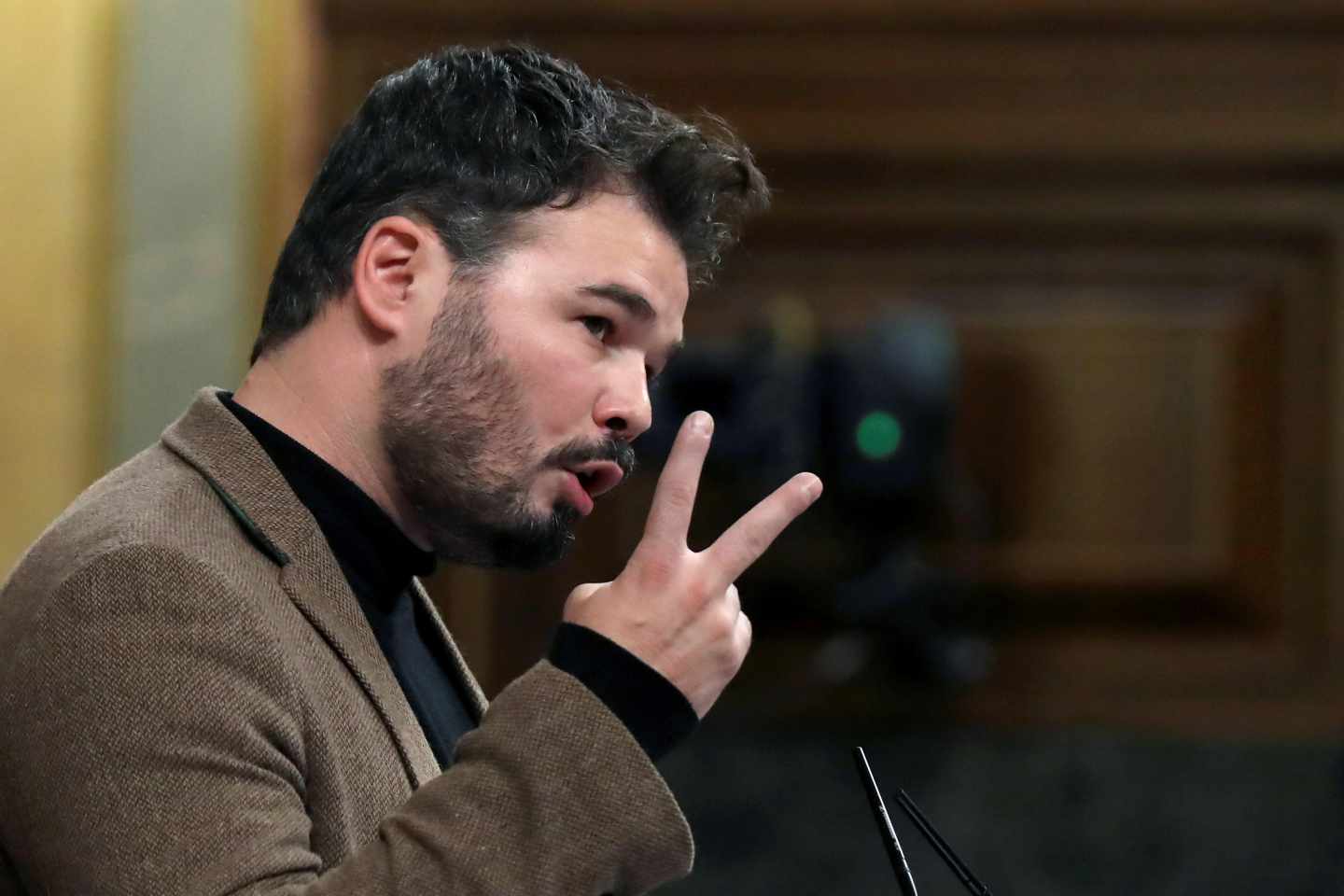 El diputado de ERC, Gabriel Rufián, durante su intervención en el pleno del Congreso de los Diputados.