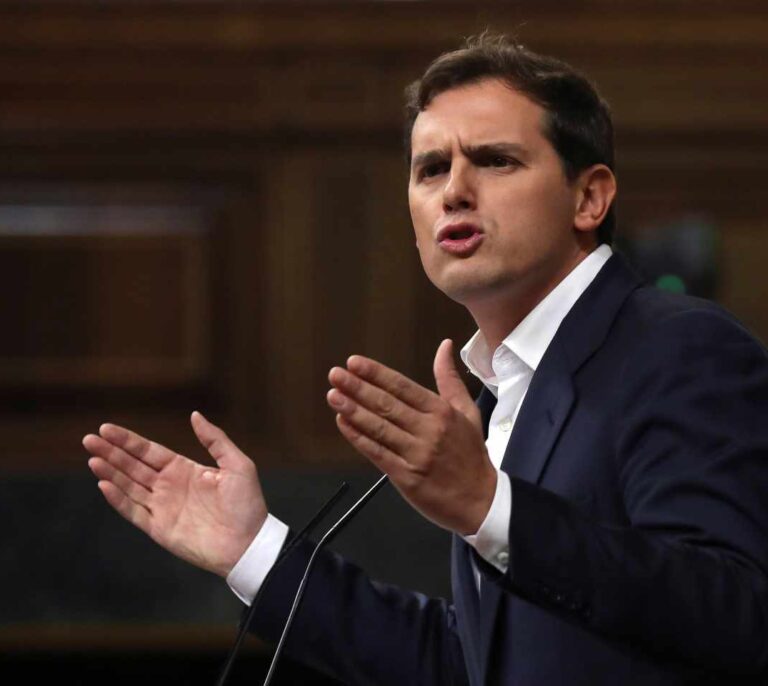 Rivera acusa a Sánchez de mentir sobre su defensa de los DDHH en Cuba