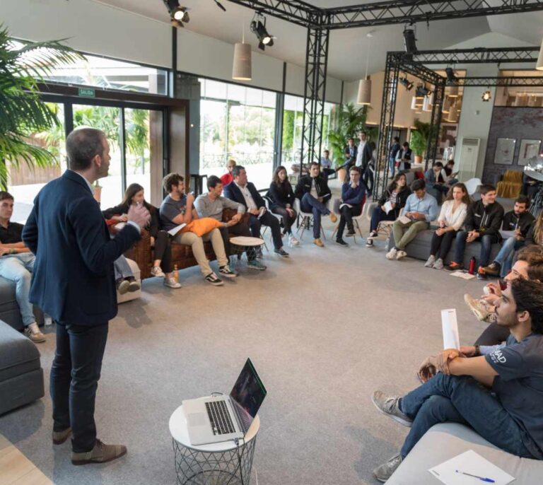 GeneradorES, el programa que da voz a los jóvenes
