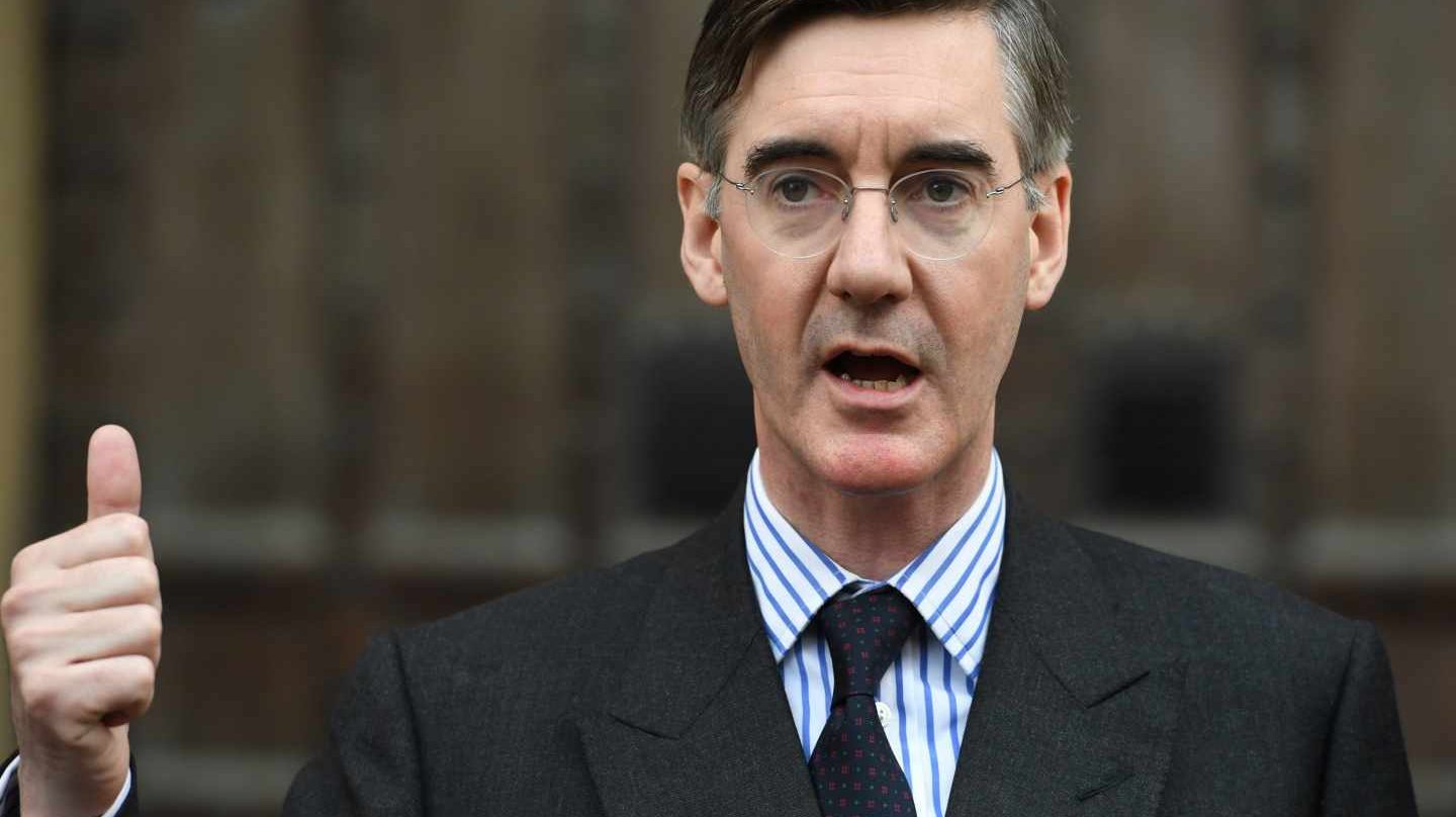 Jacob Rees-Mogg, diputado pro Brexit, tras el debate en el Parlamento.