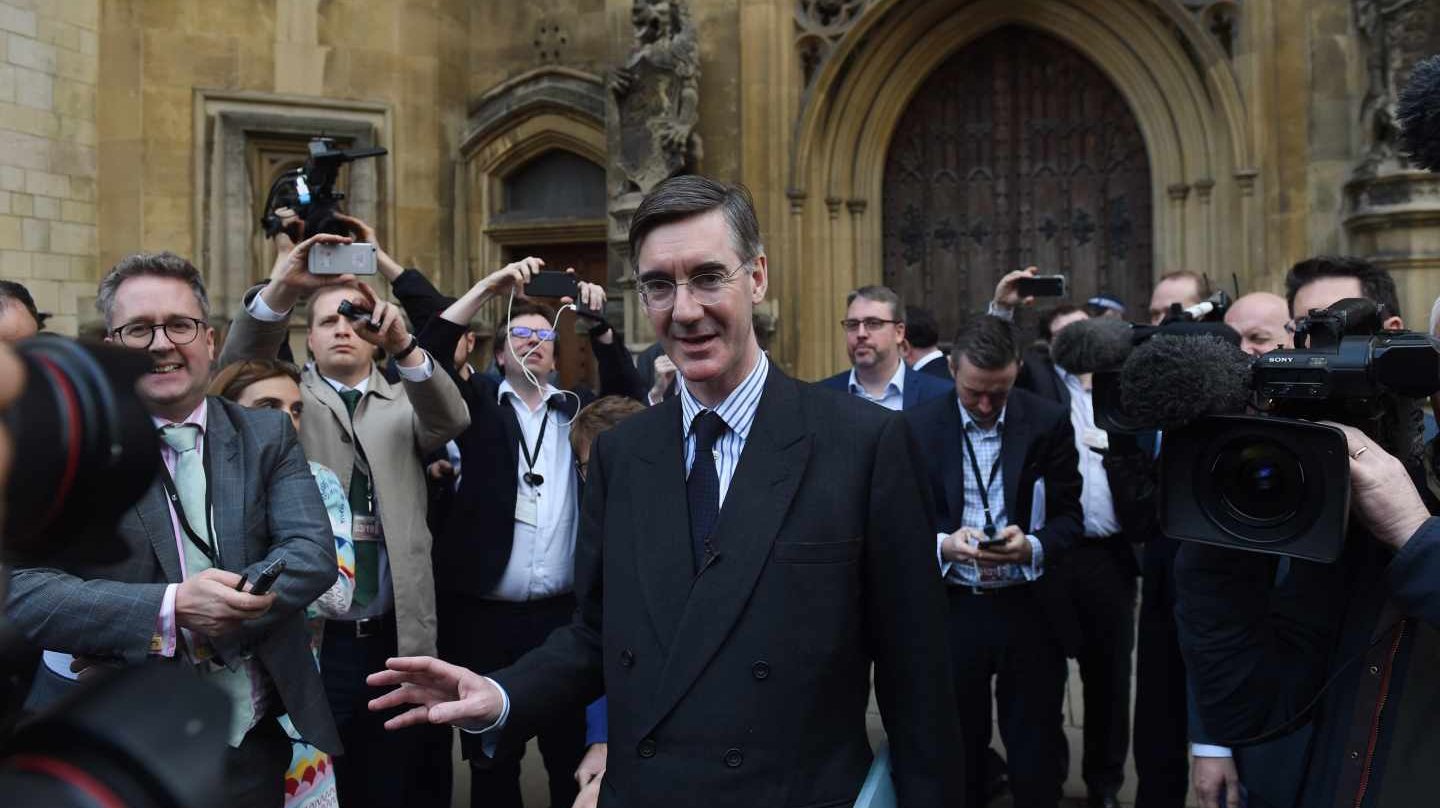 El diputado tory Jacob Rees-Mogg, primer firmante de la carta para destituir a May.