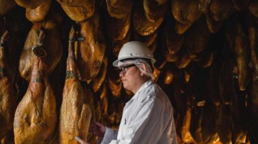 Uno de cada tres jamones Cinco Jotas que se exportan se venden en China