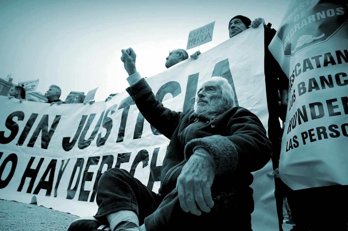 Manifestación ante la sede del Supremo en Madrid para protestar contra la sentencia de las hipotecas.