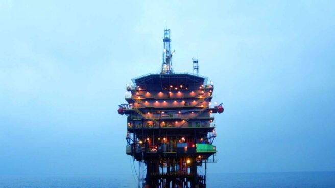PLATAFORMA CASABLANCA REPSOL2 La plataforma Casablanca de Repsol, frente a las costas de Tarragona.