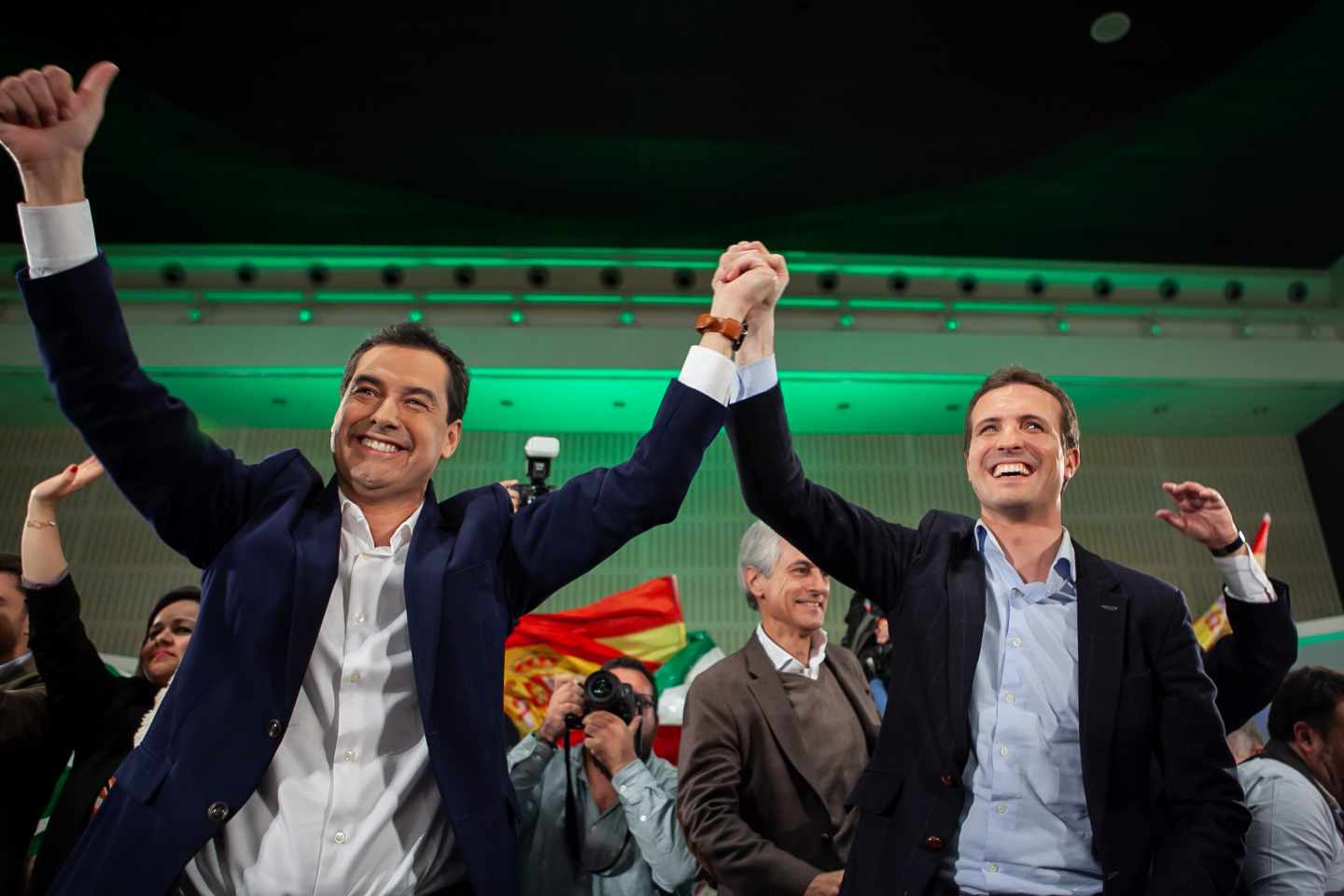 Mitin de cierre de campaña del candidato del PP-A a la Presidencia de la Junta, Juanma Moreno, junto al presidente del PP, Pablo Casado.