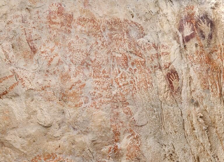 Localizan en Borneo la pintura figurativa más antigua de la humanidad