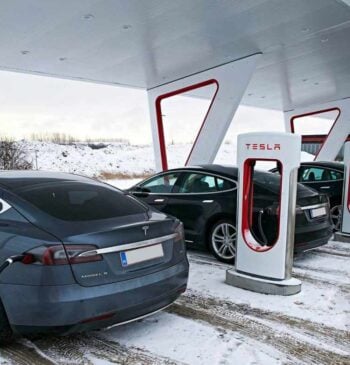 ¿Se incendian más los coches eléctricos que los de combustión?