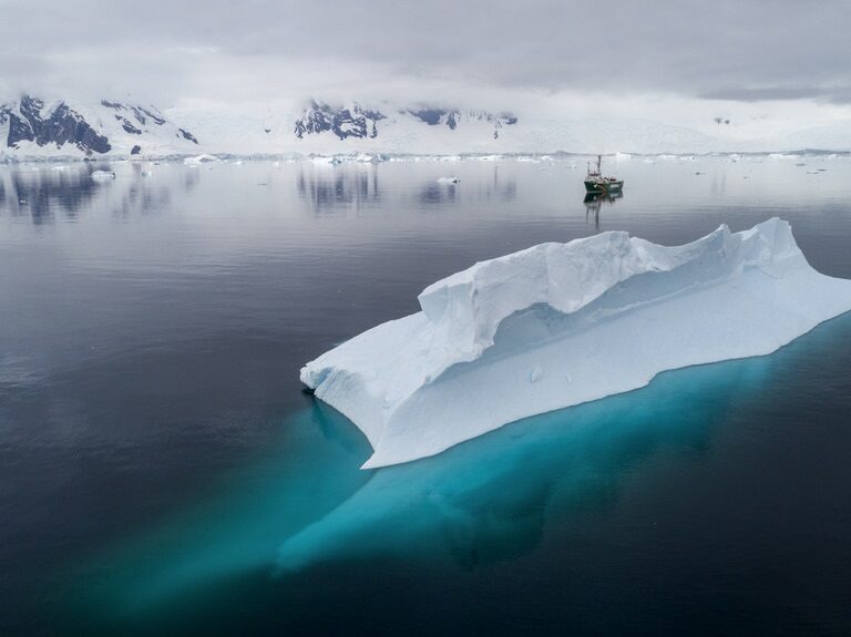 ¿Quién se opone a proteger el Antártico?