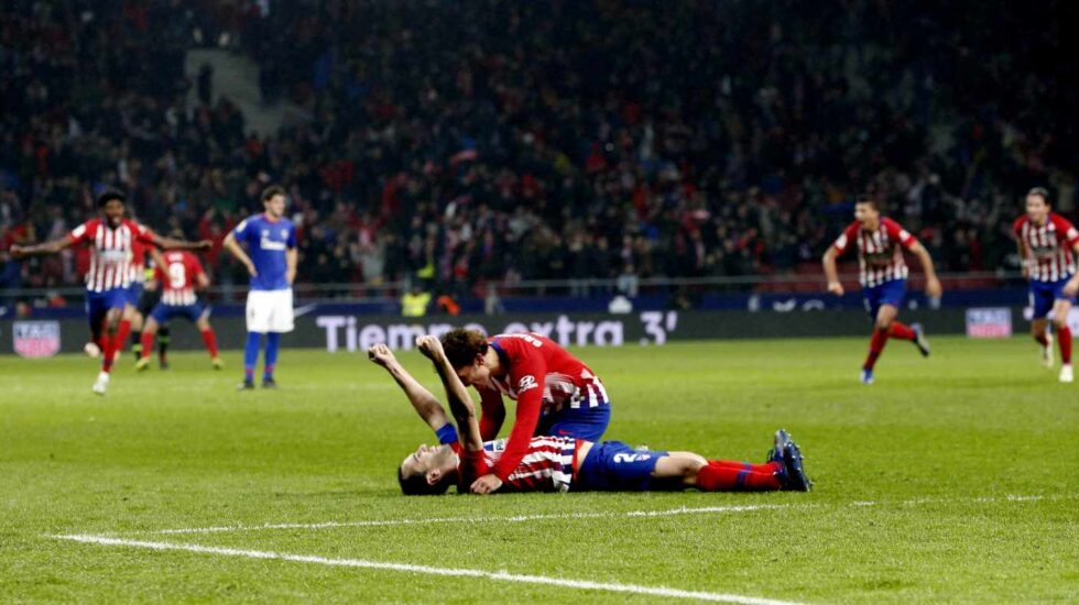 Jugadores del Atlético de Madrid celebran un gol.