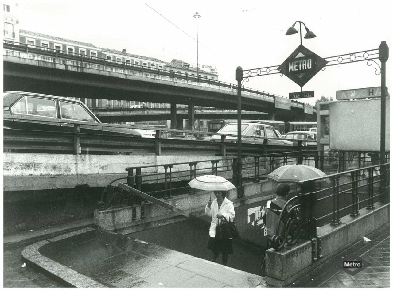 Estación de Metro Atocha, al pie del scalextric en 1980