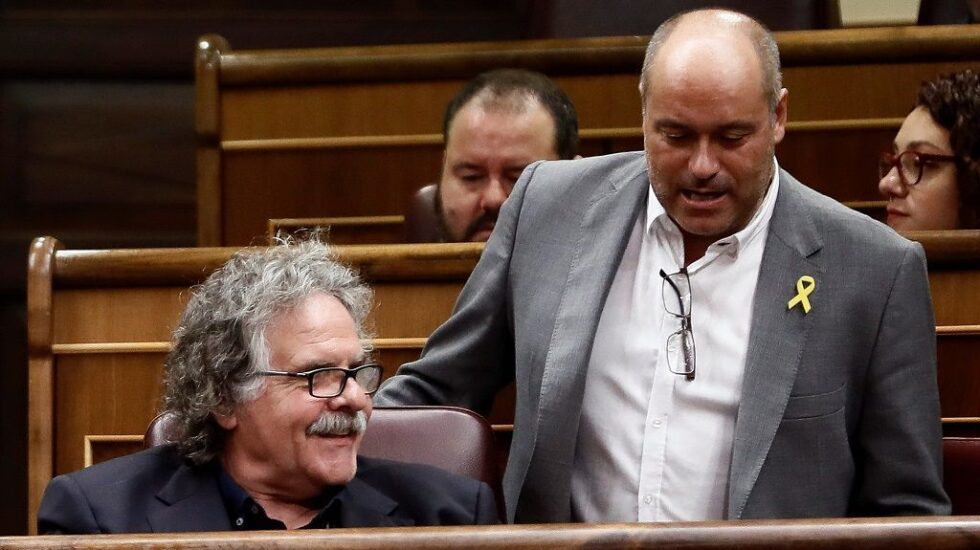 Fotografía de archivo de los diputados de ERC Jordi Salvador i Duch (d) y Joan Tardá (i).