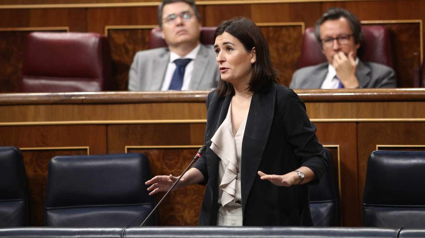 Carmen Montón, durante una intervención en el Congreso de los Diputados durante su etapa como ministra de Sanidad.