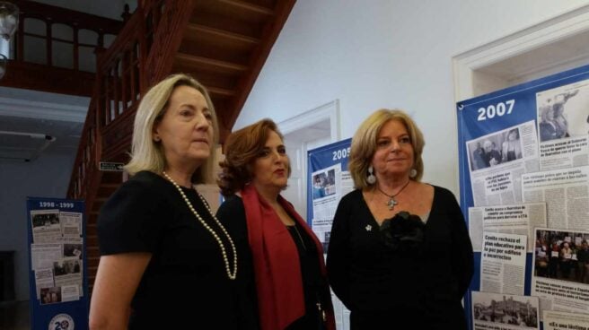covite Las responsables de Covite, en el acto del XX aniversario de la asociación.