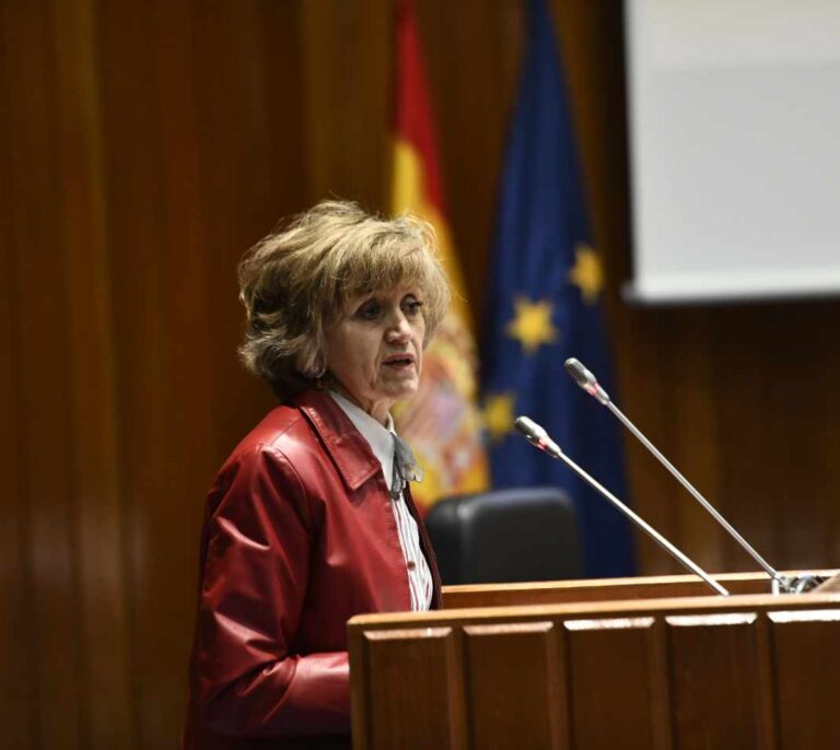 Sanidad pide no recetar Nolotil a turistas tras causar reacción en pacientes británicos