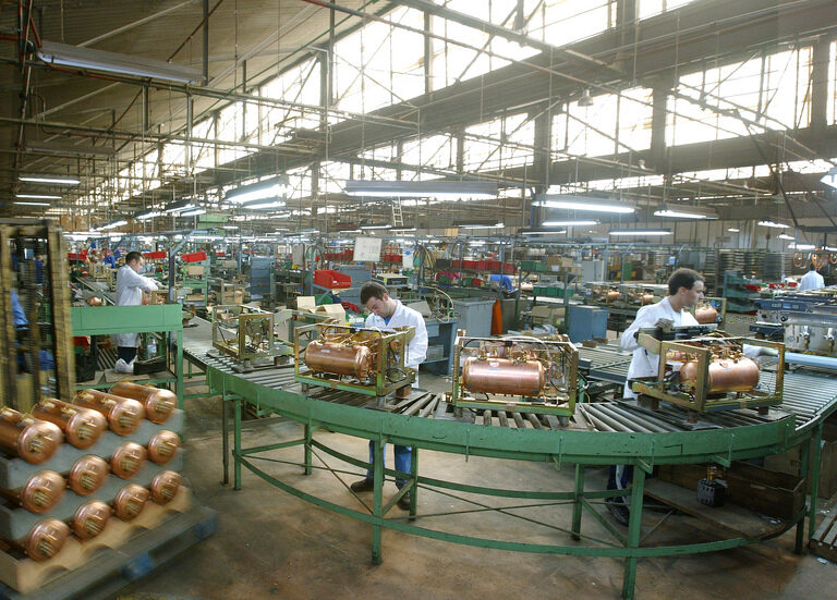Casi la mitad de los trabajadores realiza horas extra sin cobrarlas