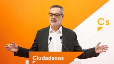 Cs urge explicaciones a Sánchez y Casado por "taparse mutuamente la corrupción"