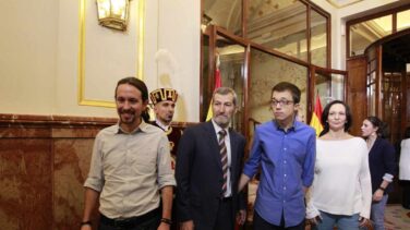 'El resto que suma', la tercera vía en Podemos contra la "plancha" de Iglesias