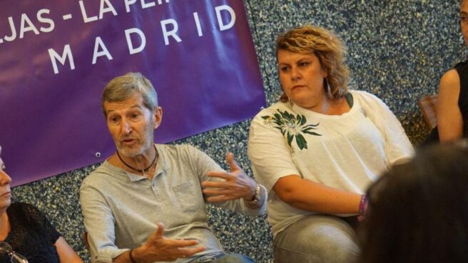julio rodríguez jemad podemos madrid espinar errejón iglesias El ex Jemad Julio Rodríguez junto a Maby Cabrera (derecha).