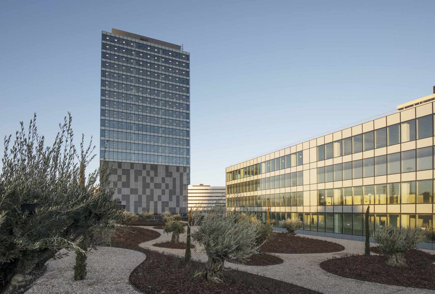 Torre Chamartín, torre de oficinas de Merlín.