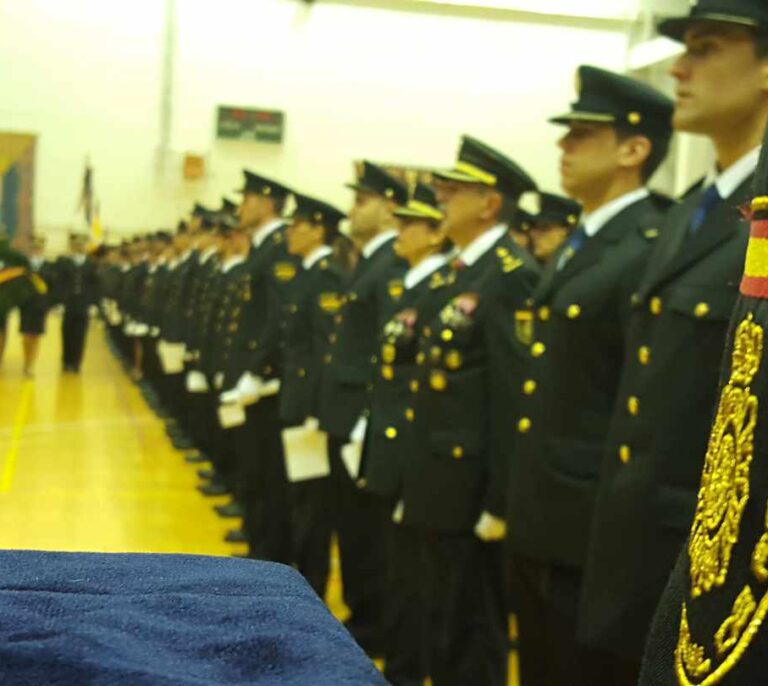 Nuevo frente para Interior: los policías 'rasos' piden que se les clasifique como técnicos superiores