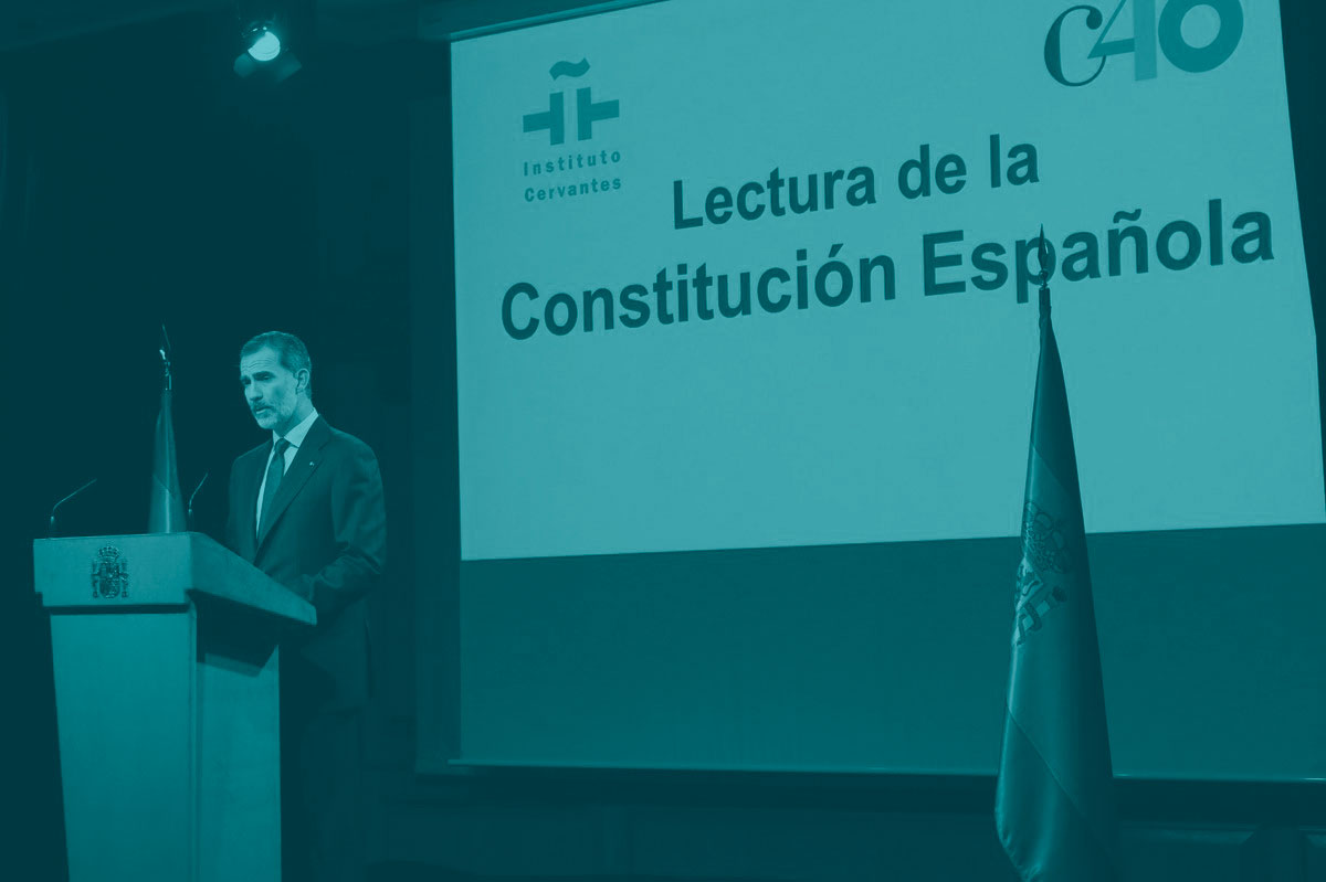 Felipe VI lee el preámbulo de la Constitución Española.