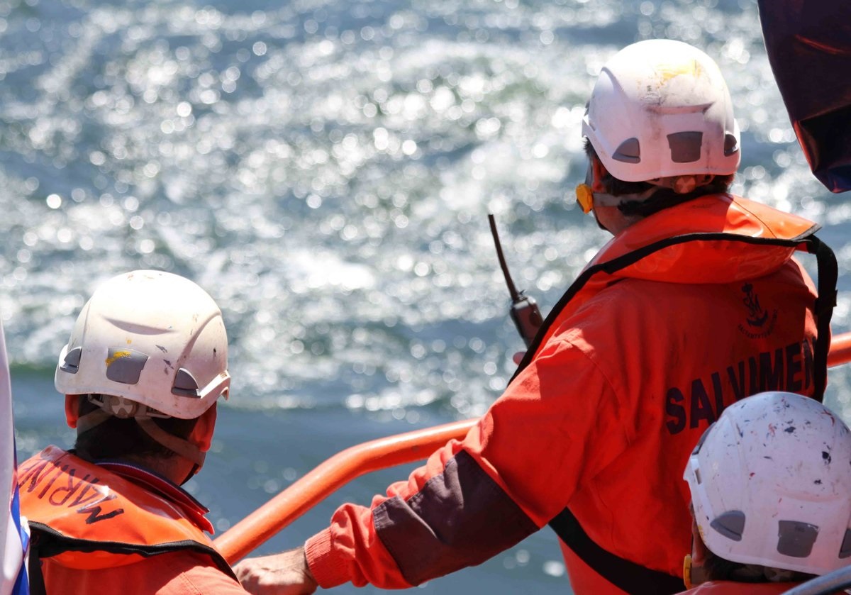 Un barco pesquero gallego se hunde al sur de Costa de Marfil