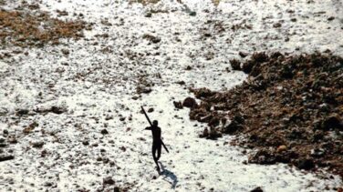 El antropólogo arrepentido que sobrevivió a Sentinel del Norte, la isla prohibida