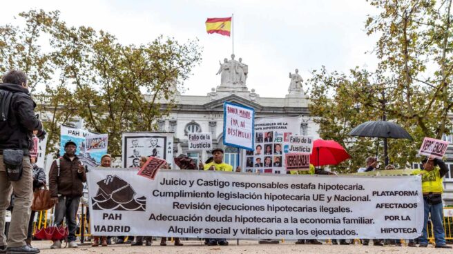 Protesta a las puertas del Tribunal Supremo.