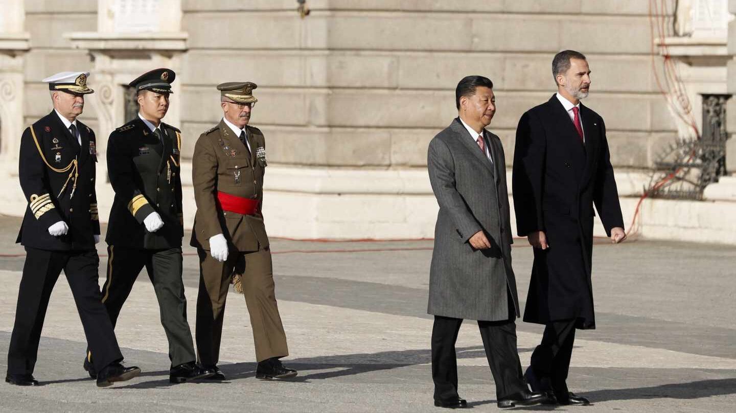 Xi Jinping y Felipe VI, durante la recepción real al presidente de China.
