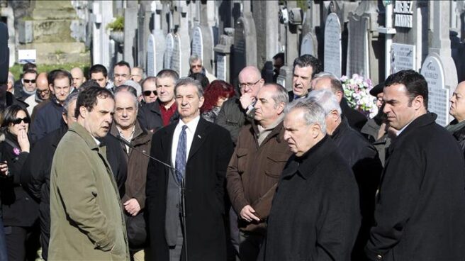 José María Múgica interviene durante un acto de recuerdo a su padre.