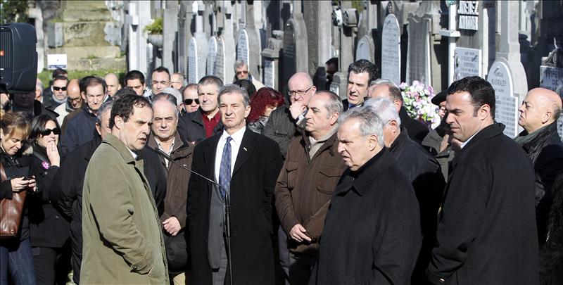 José María Múgica interviene durante un acto de recuerdo a su padre.