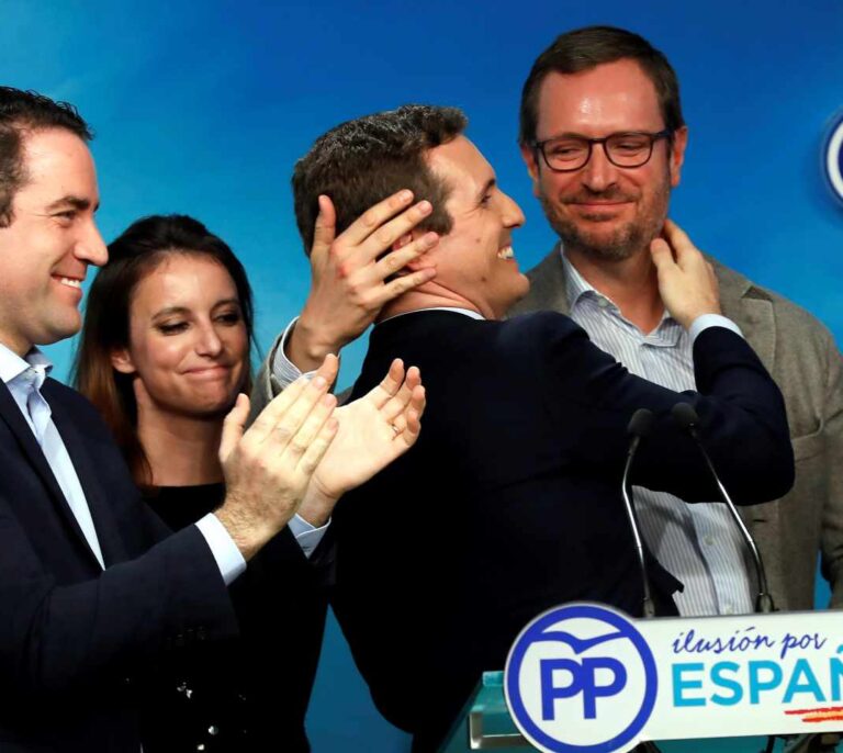 Casado arranca en Andalucía la batalla por recuperar el liderazgo de todo el centro-derecha