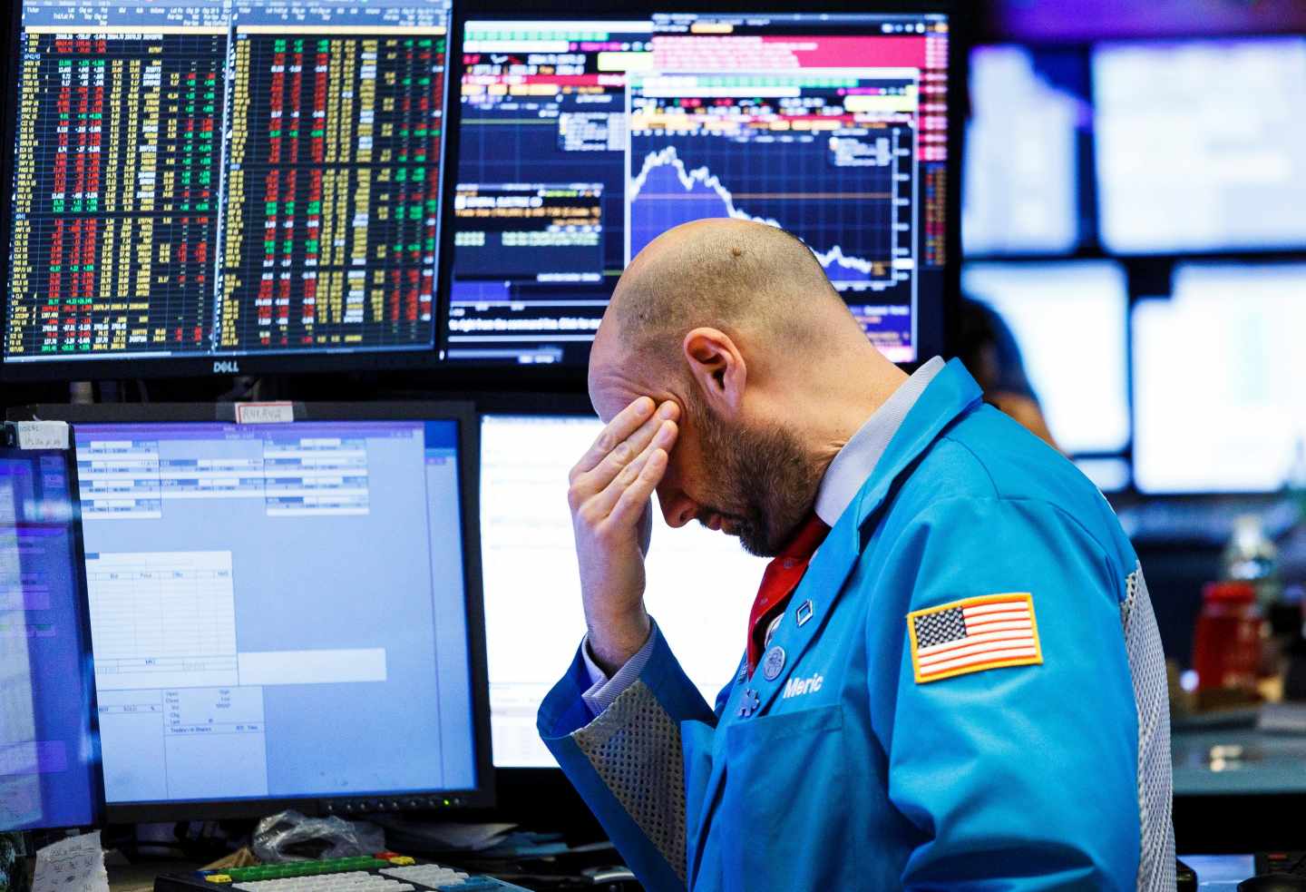 Trump aviva los miedos del mercado y Wall Street pierde más de un 3%.