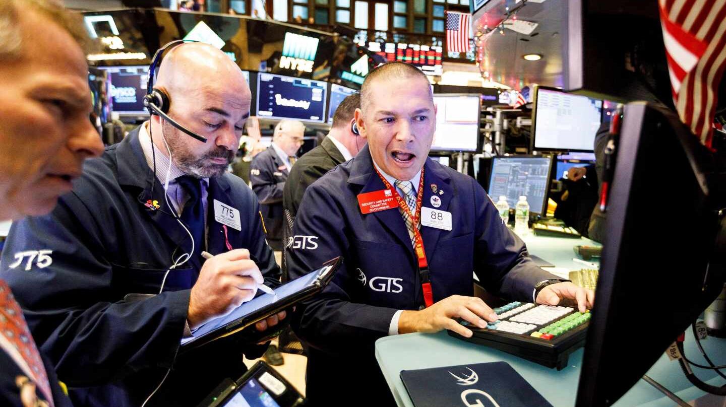Las alarmas de recesión golpean al mercado: el Ibex sufre su mayor caída del año.