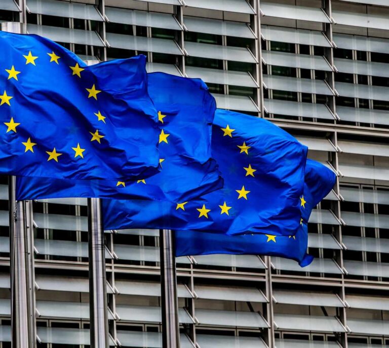 La inflación en la eurozona baja al 2,2% y el desempleo se sitúa mínimos históricos con España a la cabeza en paro juvenil