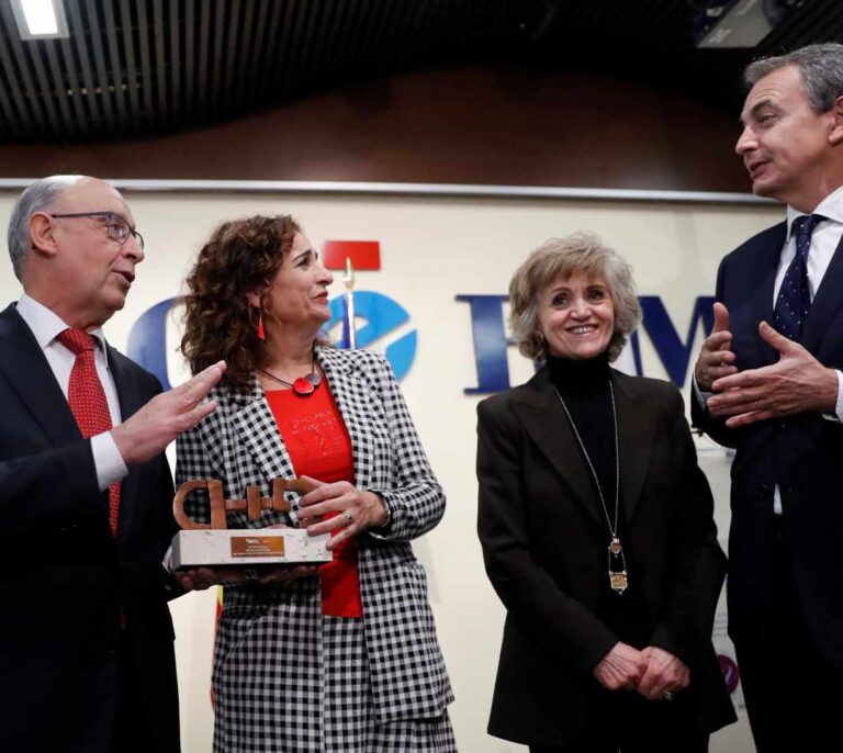 Zapatero alienta a Díaz a hacer oposición si se confirma el "three party"