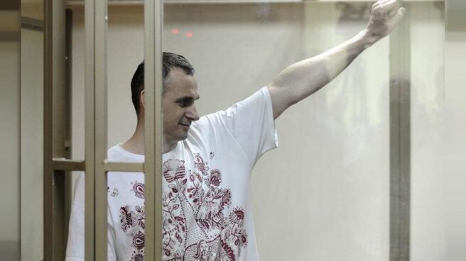 El cineasta Oleg Sentsov durante el juicio en el que se le condenó a 20 años de prisión. El cineasta Oleg Sentsov durante el juicio en el que se le condenó a 20 años de prisión.