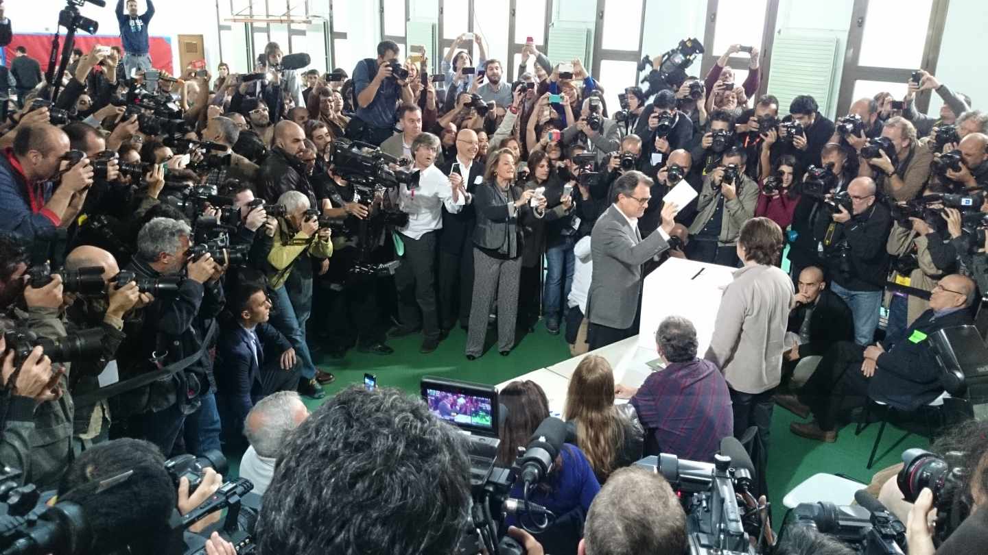 El TC anula parcialmente la moción del Parlament que ratifica "los objetivos políticos" del 9N