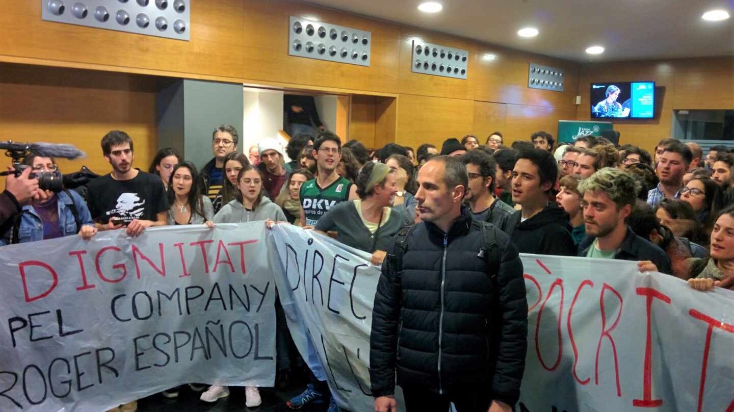 Estudiantes del Conservatorio del Liceu protestan por el acto de Cs