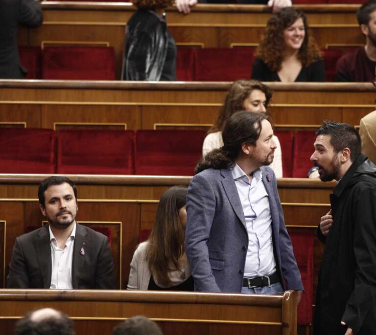Iglesias queda sin rival en primarias y se convierte 'de facto' en el candidato a Moncloa