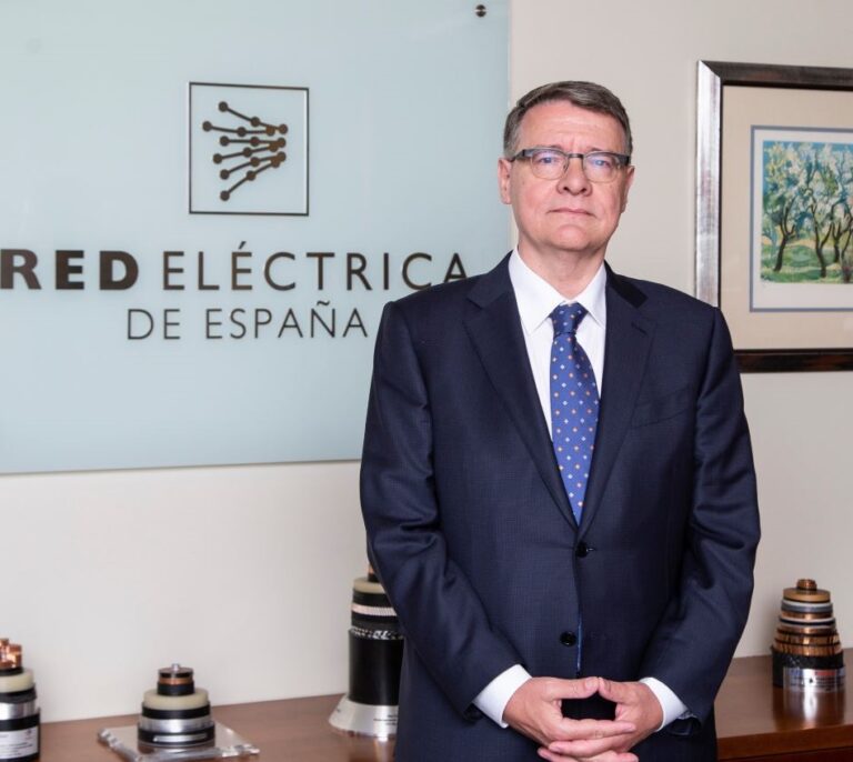 Red Eléctrica: el sistema está preparado para asumir el 'despegue' del coche eléctrico