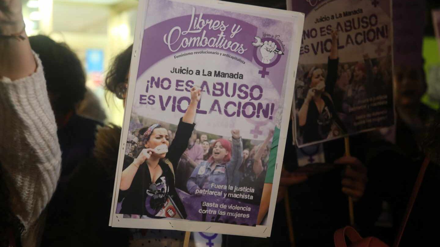 Manifestación frente al Ministerio de Justicia contra la Manada.
